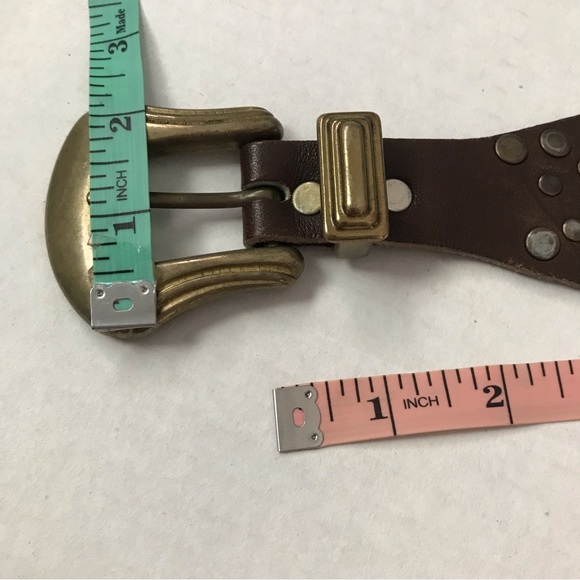 Studded Rosette Belt Brown Leather Brass Color Hardware Rustic Distressed - Picture 9 of 15